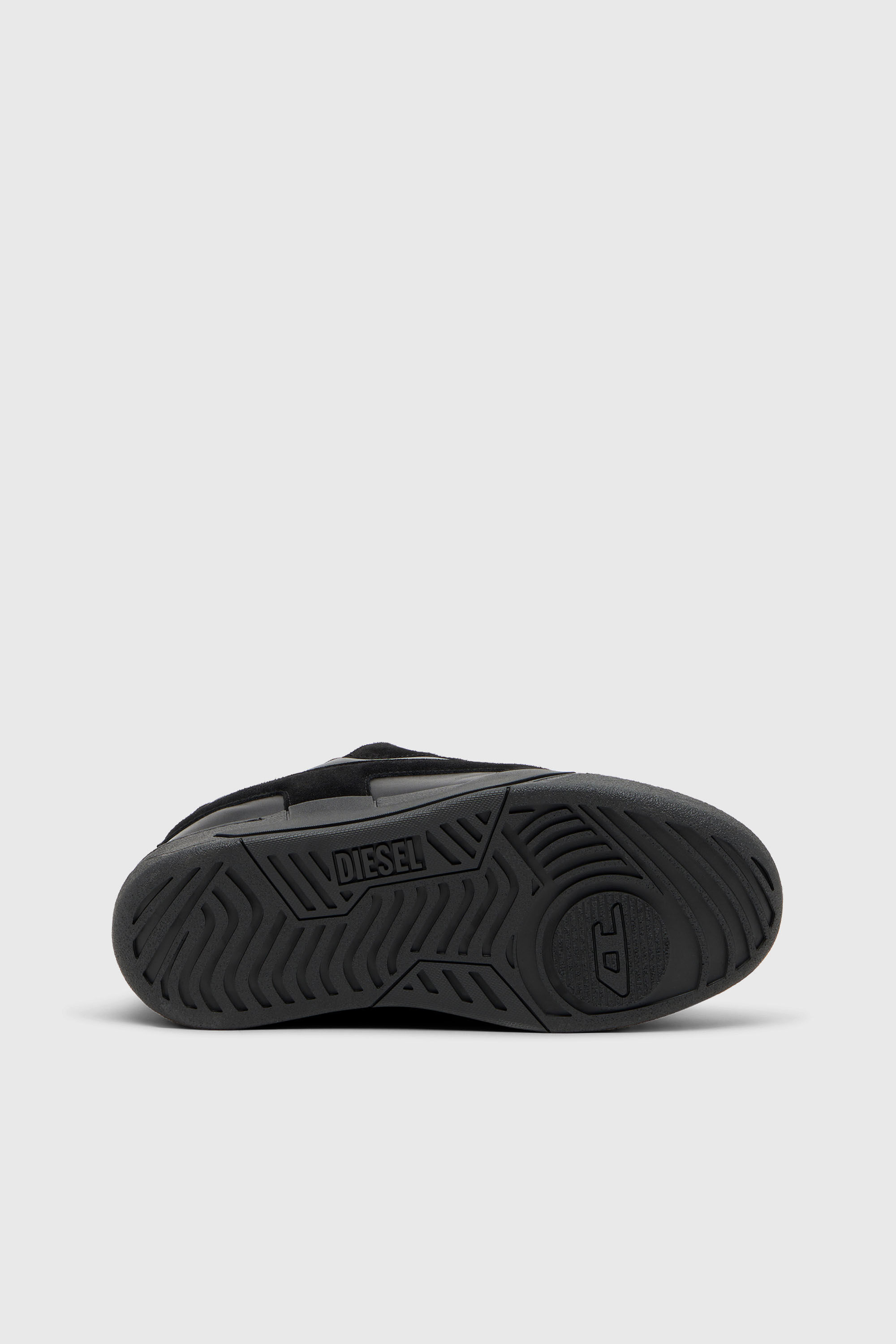 Diesel - S-D-OLLIE LOW, Man's D-Ollie-Monochrome sneakers in suede and leather in Black - 5