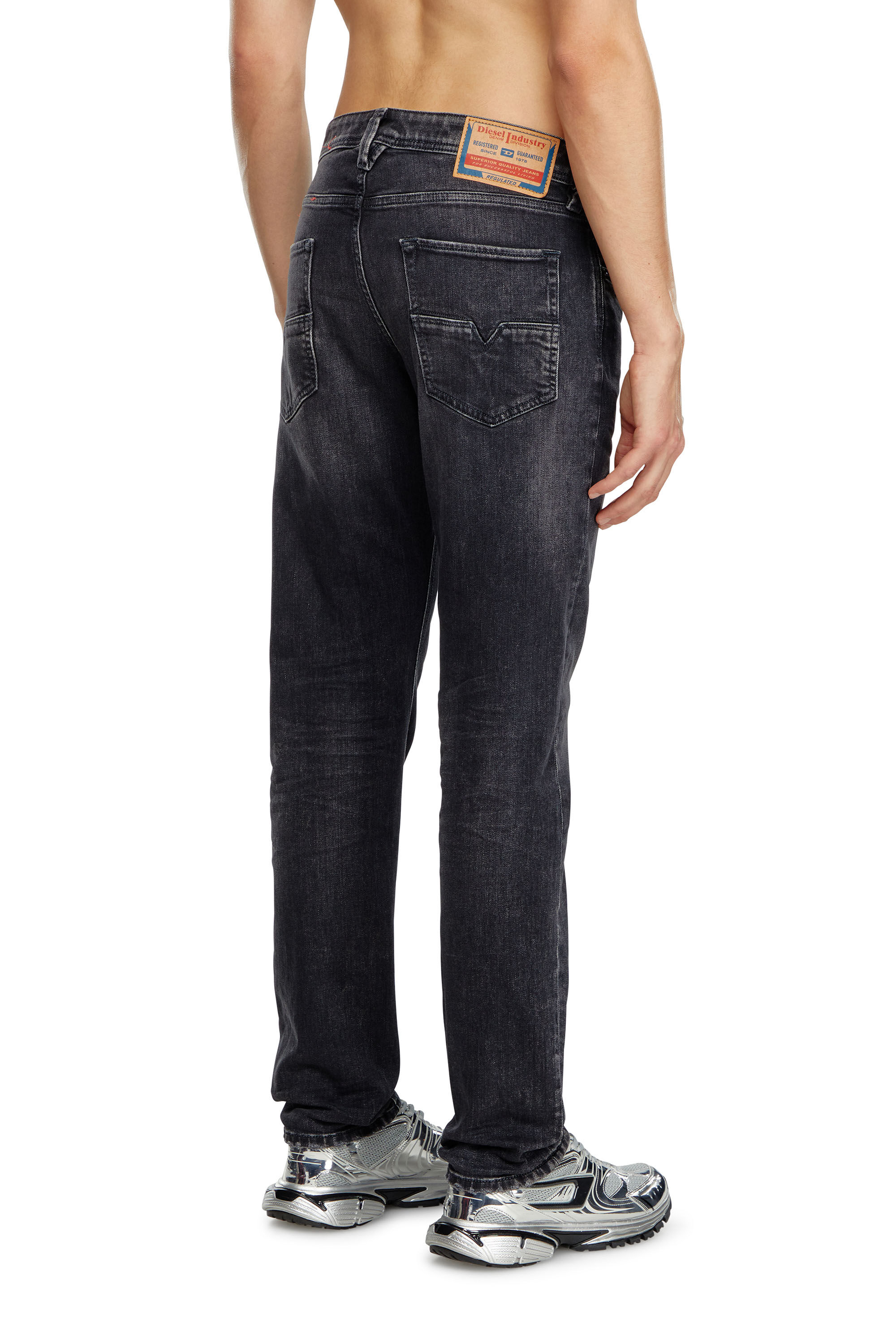Diesel larkee tapered jeans clearance