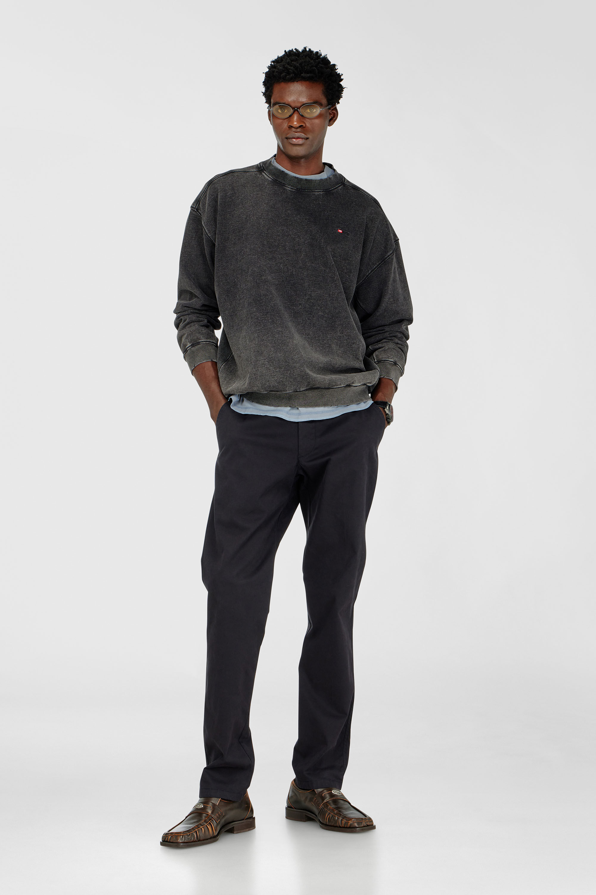 Diesel - P-DEFINE-EPCH, Man's Cotton pants with utility loop in Black - 1
