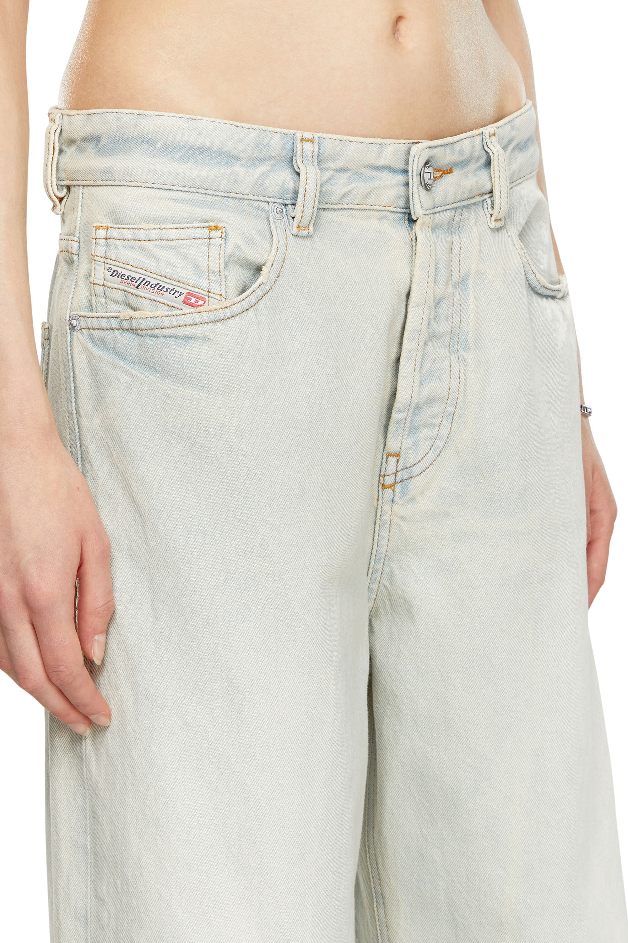 ヴィンテージ好きに！DIESEL＊relaxed jeans 1996 d-sire 09l49 Tan Relaxed 1996 D-Sire 09l49 Jeans by Diesel on Sale