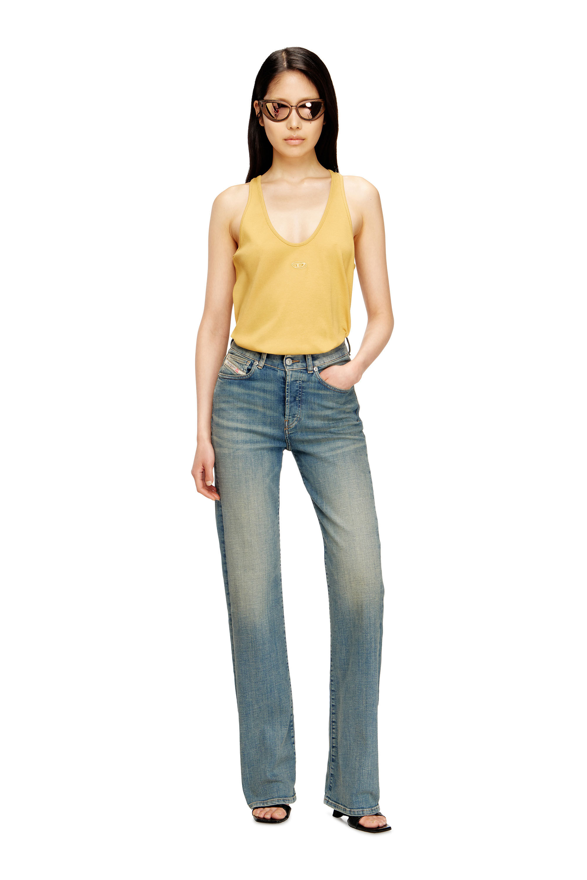 Diesel - Woman's Regular Jeans 1971 D-Sent 09N32, Medium blue - 1