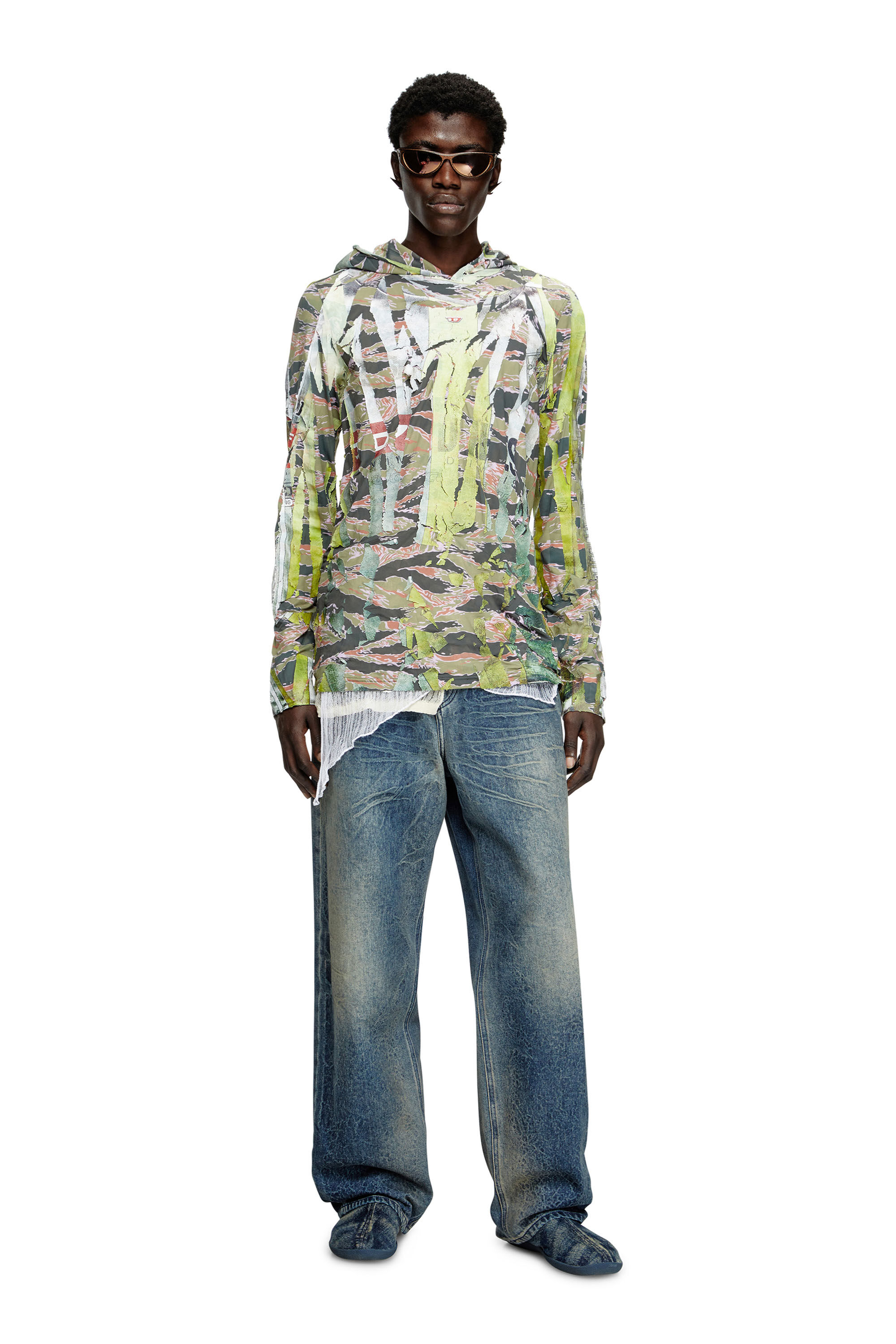 Diesel - T-GILLIS, Unisex's Camo hooded top with cracked over-print in Brown/Green - 1