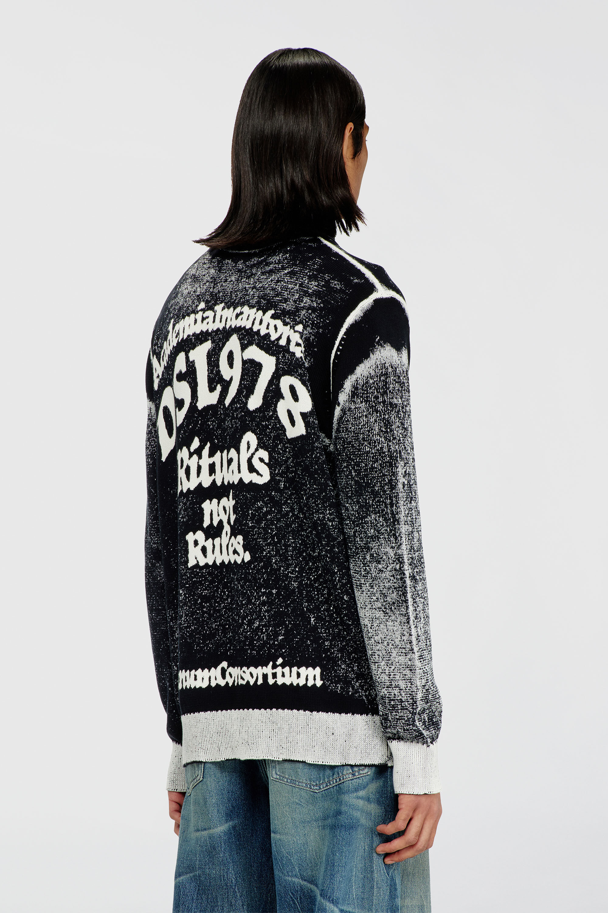 Diesel - K-LAUROS, Man's Treated zip cardigan with griffin motif in Black/White - 4