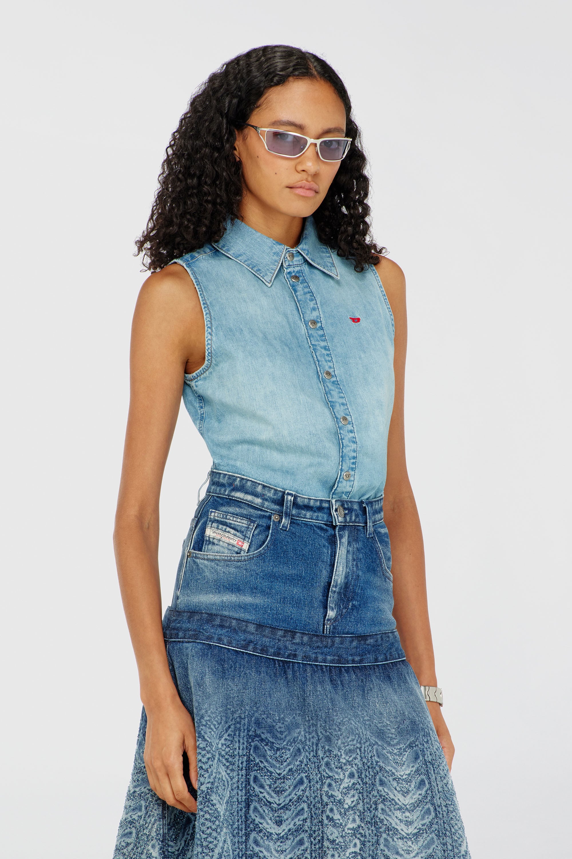 Diesel - DE-EAZY-SL, Woman's Sleeveless denim shirt in Light Blue - 3