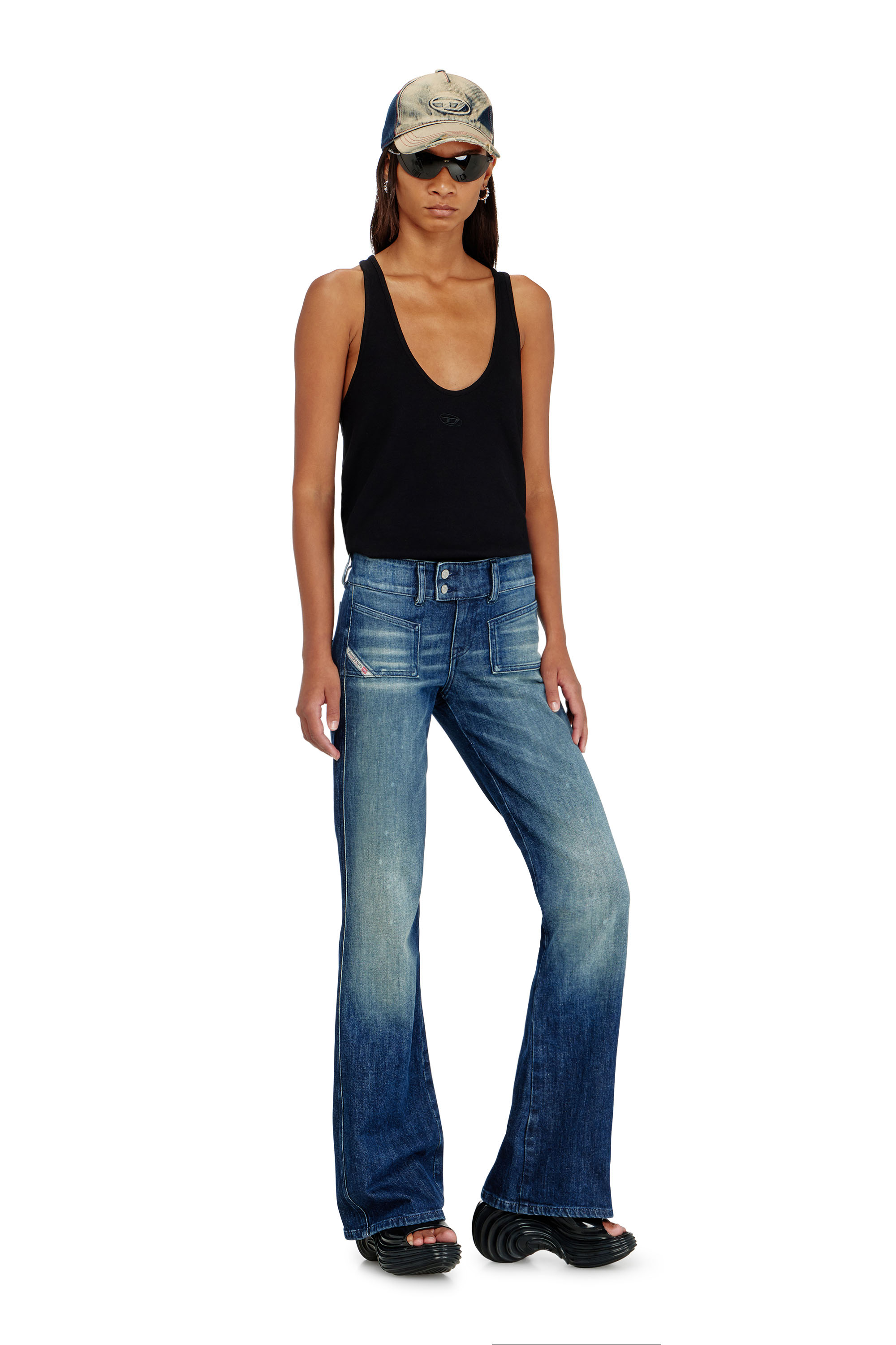 Diesel - MELISSA QUANTUM PLATFORM, Woman's Platform mule in Melflex&reg; in Black - 7