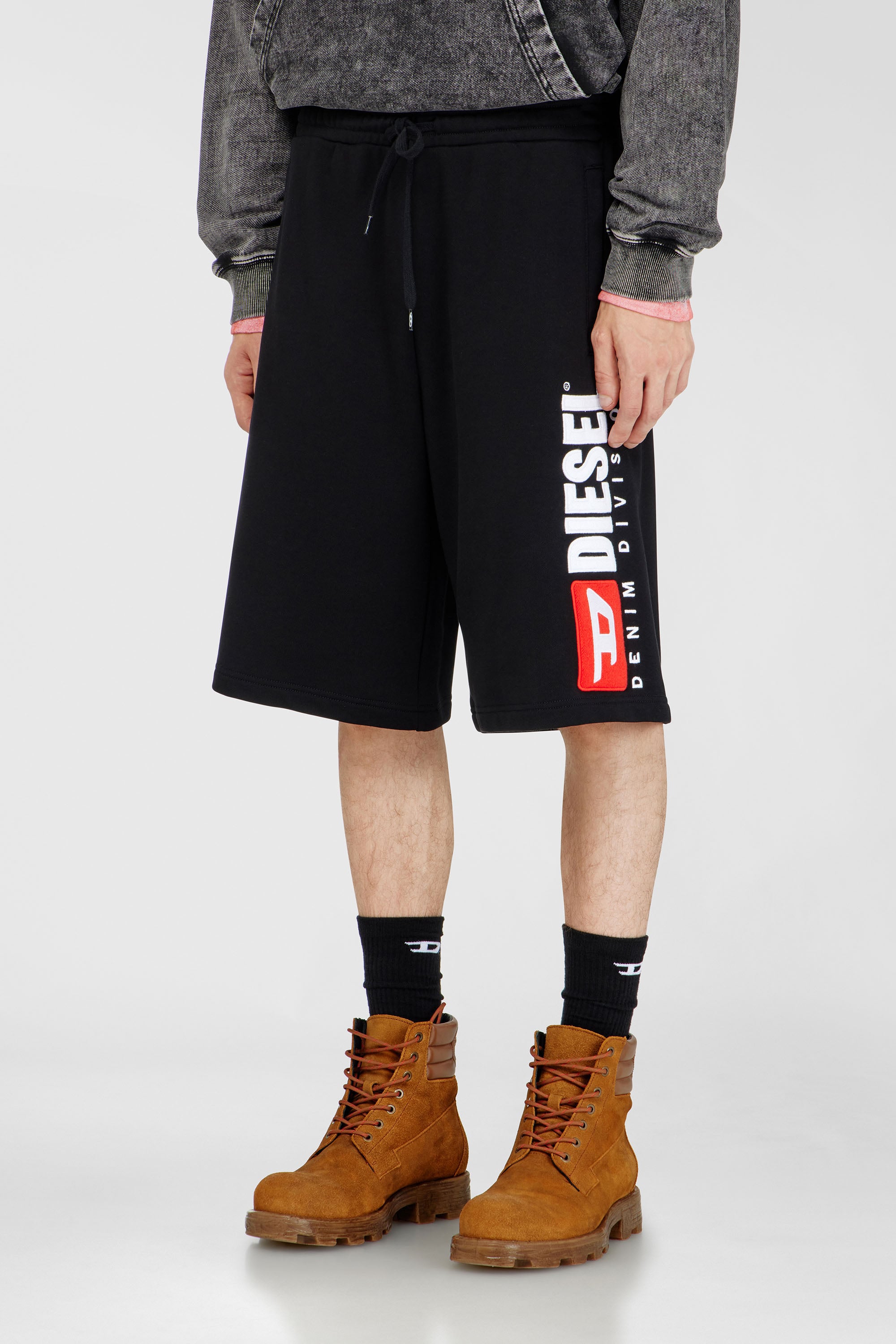 Diesel - P-CROW-DIV, Man's Fleece shorts with maxi logo patch in Black - 1