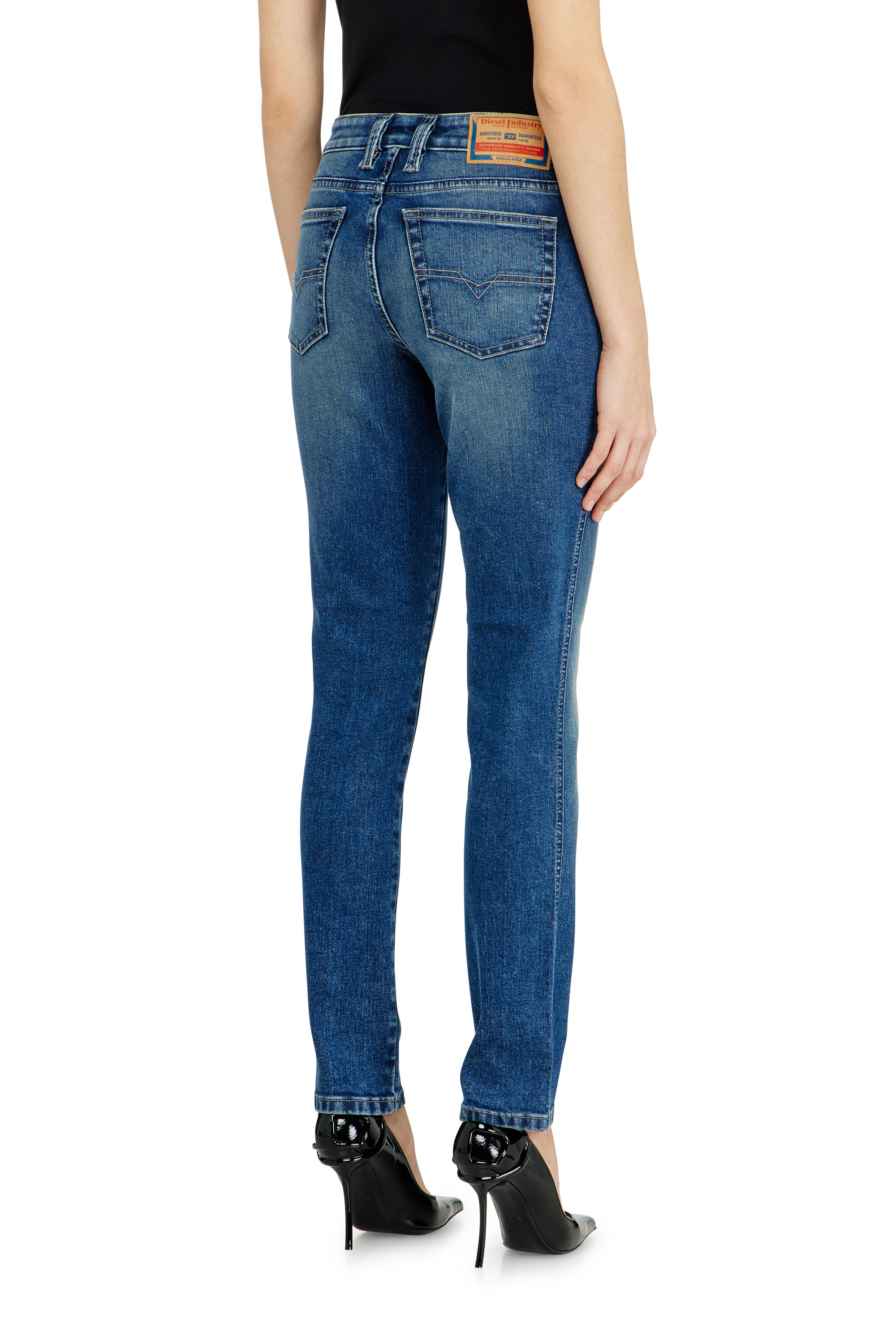 Diesel - Woman's Slim Jeans 1992 D-Jiann 0DBEE, Medium blue - 5
