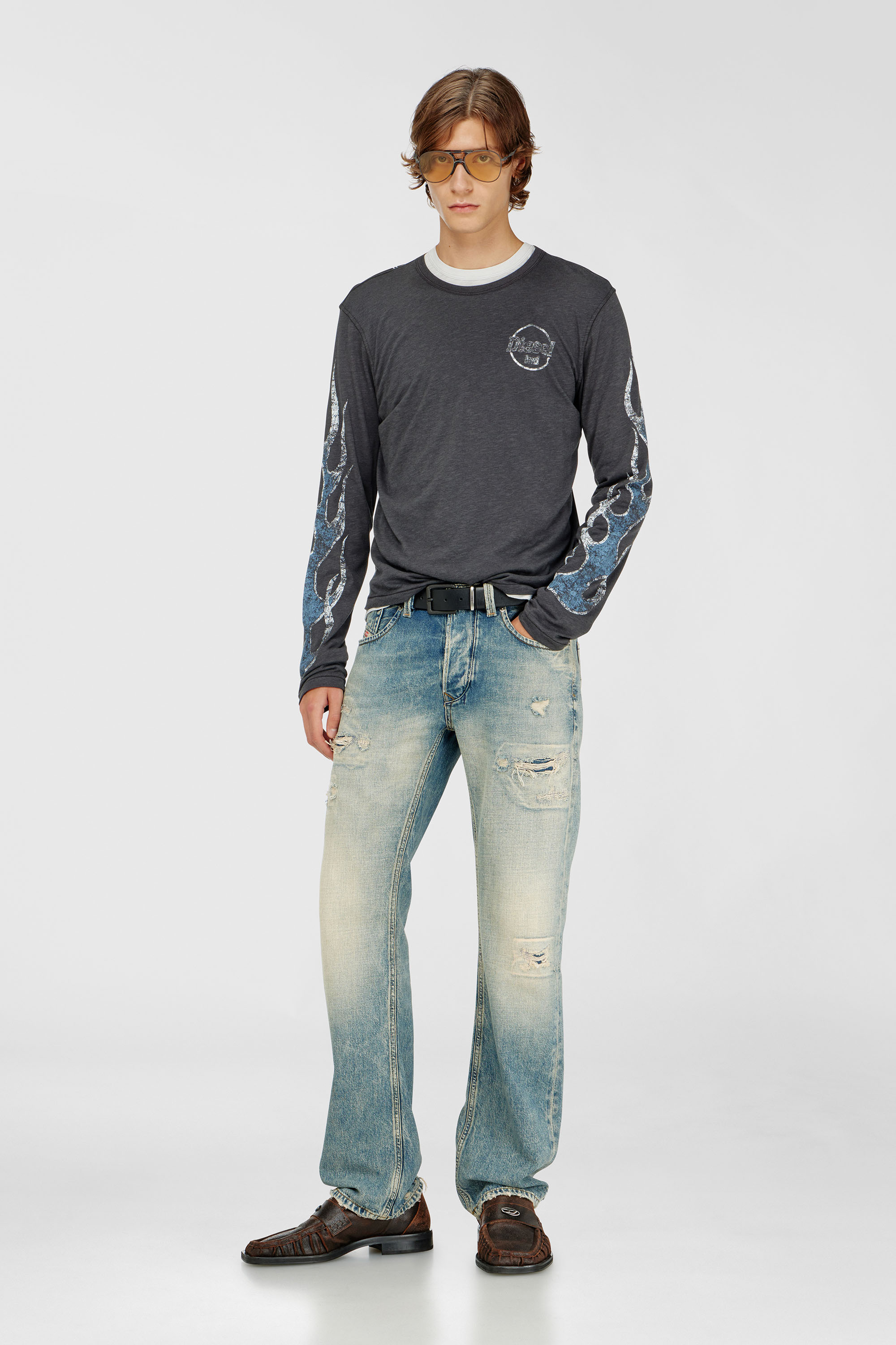 Diesel - T-NOTS-LS, Man's Long-sleeve T-shirt in slub jersey with crack print in Dark grey - 1
