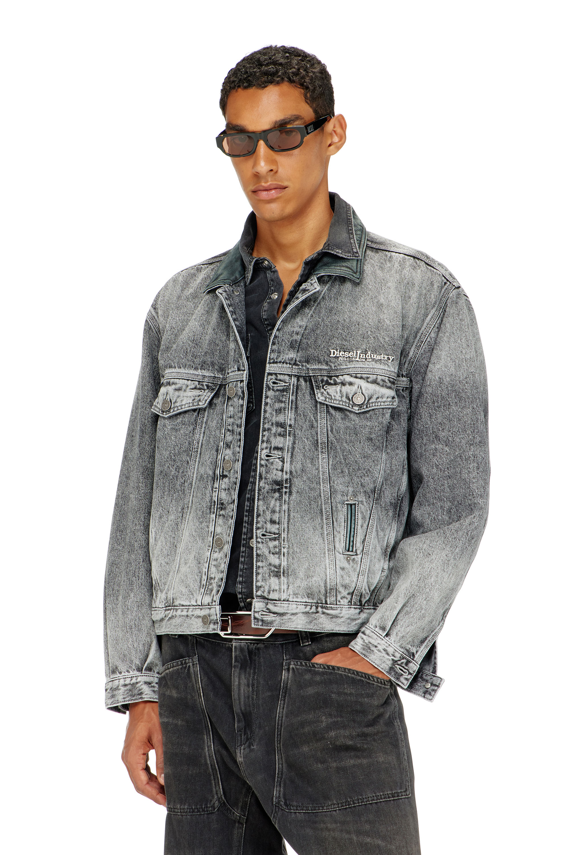 Diesel - D-DENVER-S, Unisex's Denim trucker jacket with tonal leather trims in Grey - 3