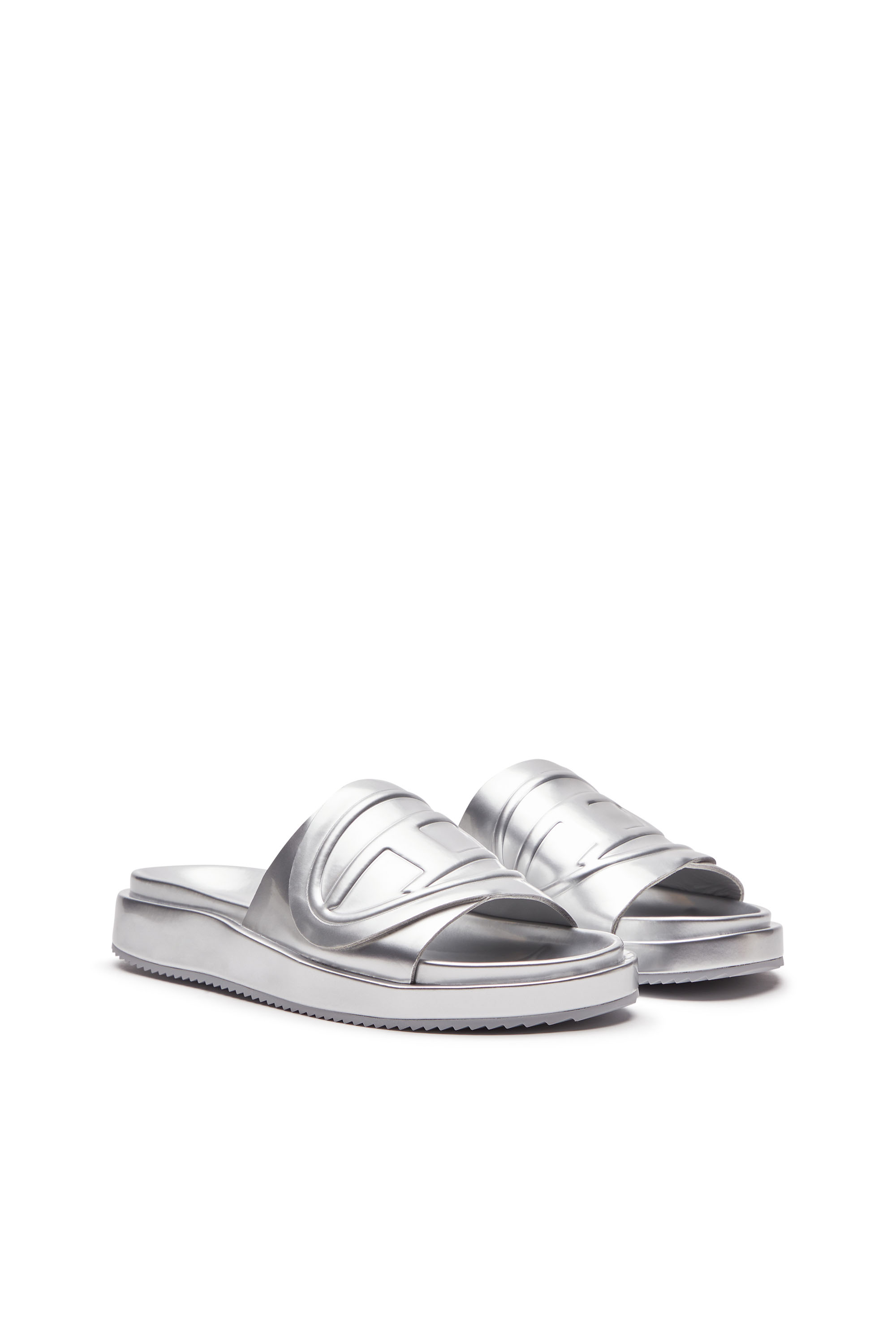 Diesel - SA-SLIDE D OVAL W, Woman's Sa-Slide D-Metallic slide sandals with Oval D strap in Silver - 2